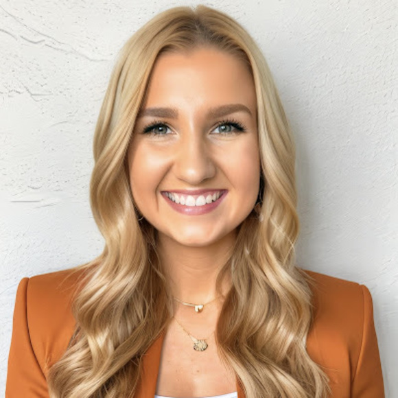 Meet your Posher, Madison - Picture 1 of 1